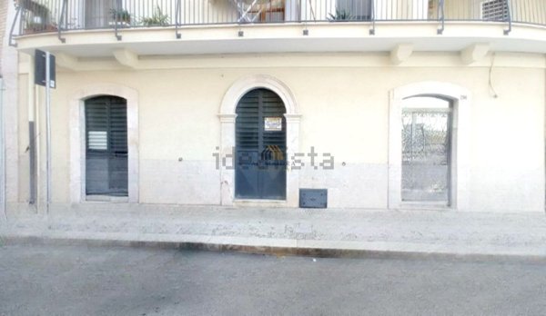 locale commerciale in affitto a Bitonto
