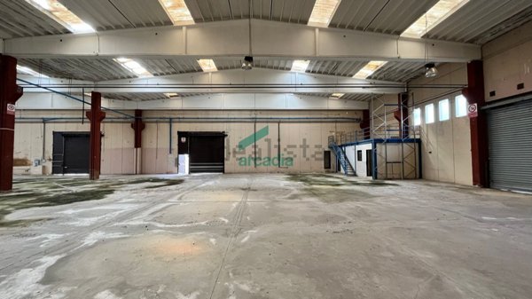 capannone in affitto a Bitonto