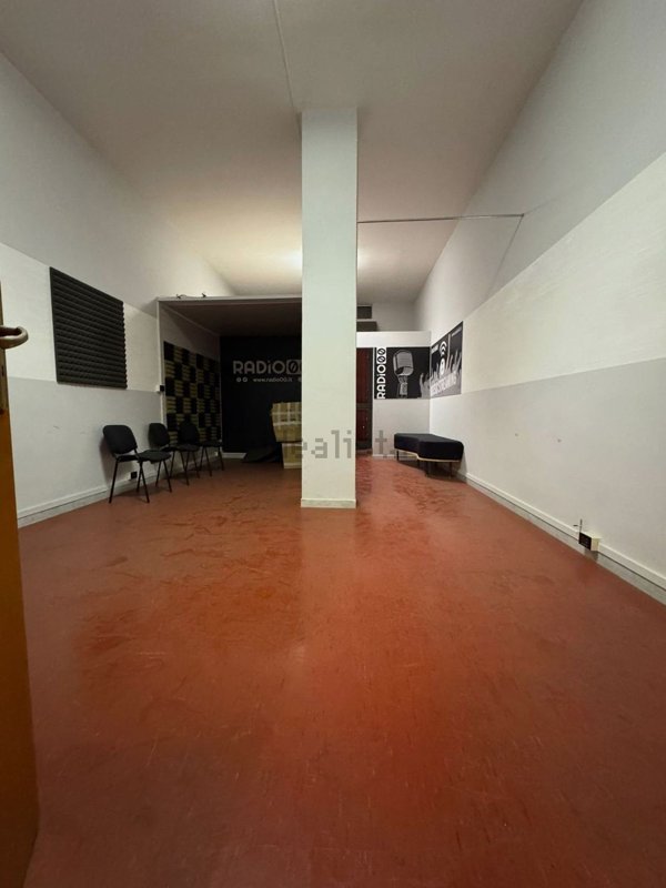 locale commerciale in affitto a Bitonto