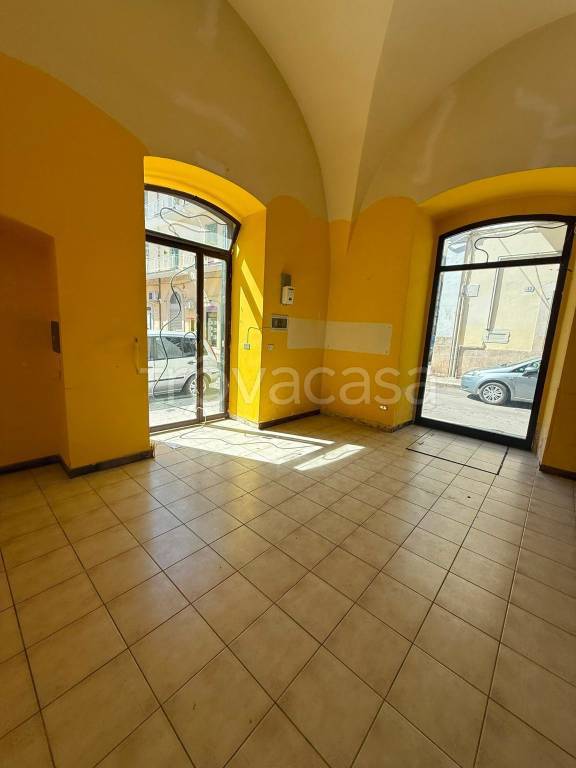 negozio in affitto a Bitonto
