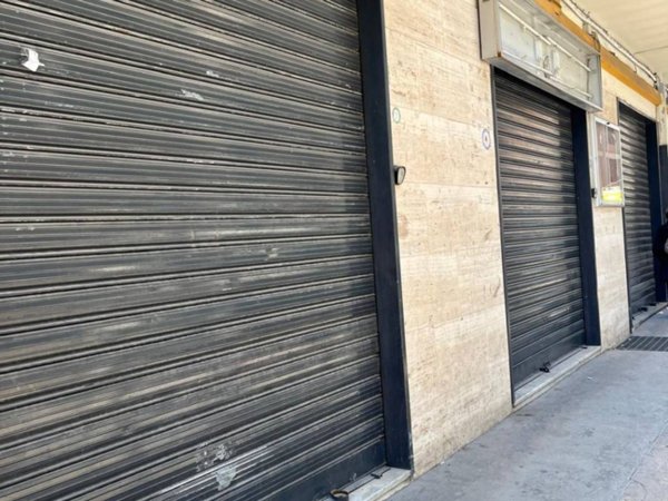 negozio in affitto a Bitonto in zona Centro Città