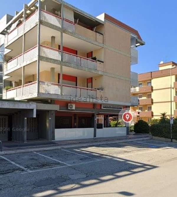 locale commerciale in affitto a Bitritto