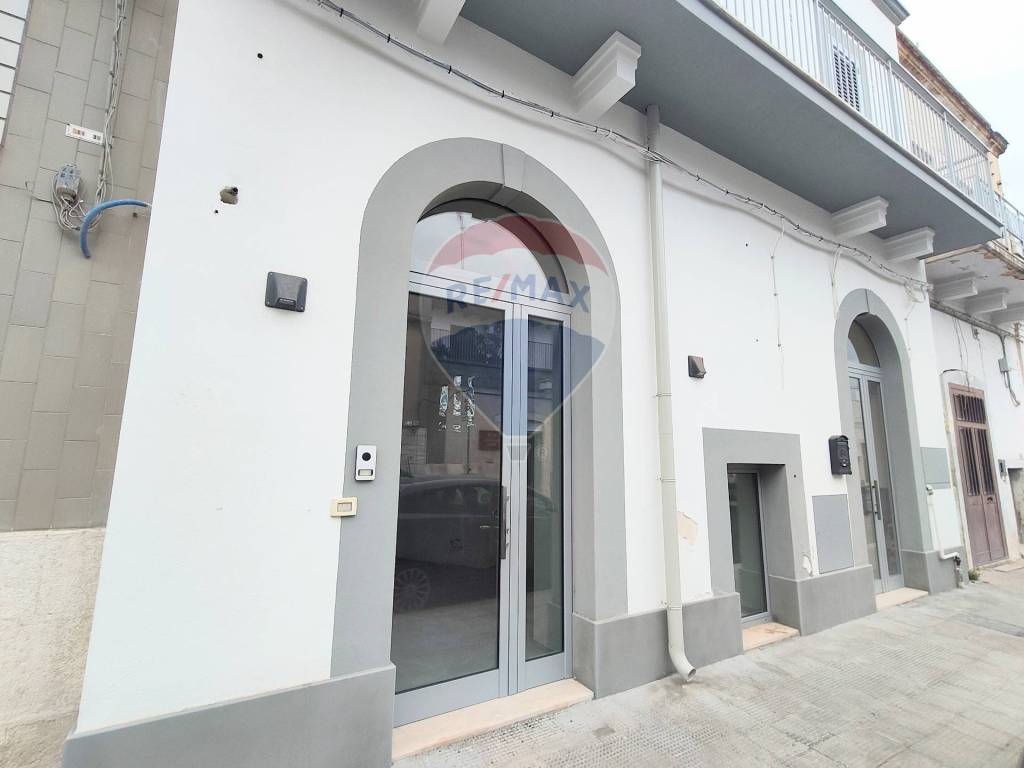 negozio in affitto a Bitritto