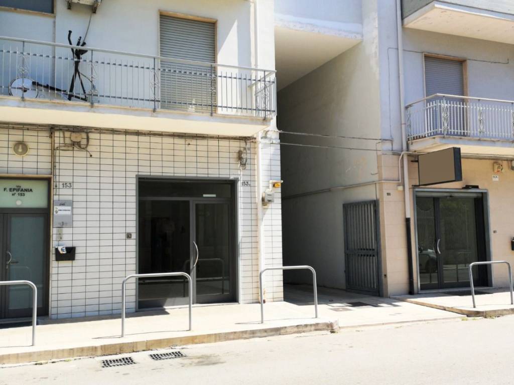 negozio in affitto a Capurso