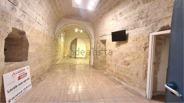 negozio in affitto a Capurso