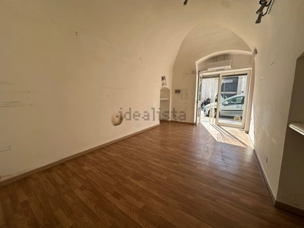 locale commerciale in affitto a Capurso