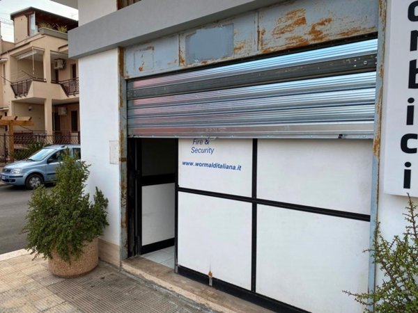 locale commerciale in affitto a Casamassima