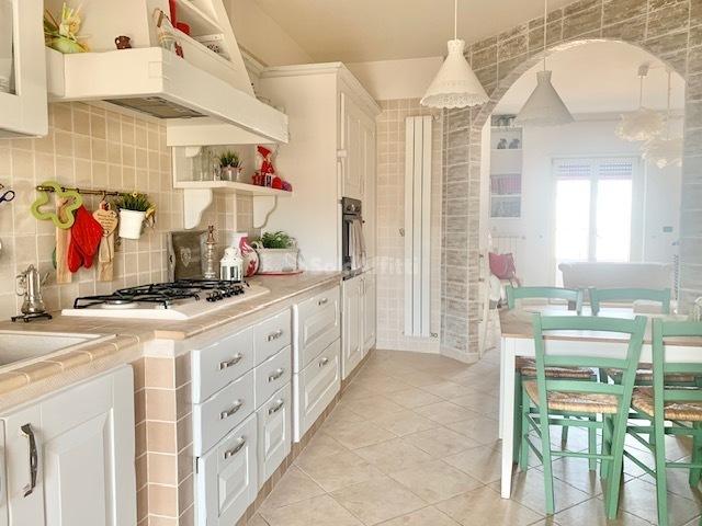 appartamento in affitto a Casamassima