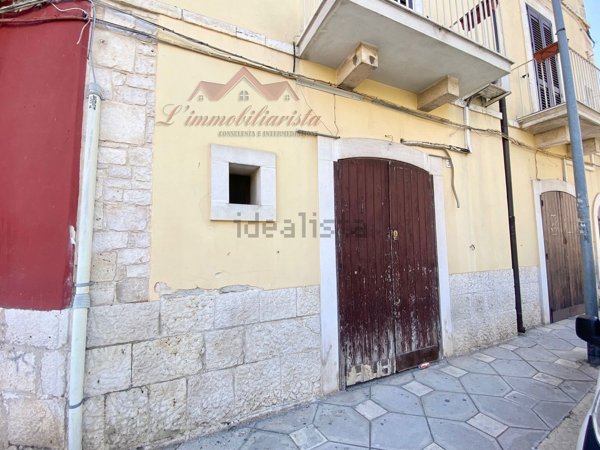 locale commerciale in affitto a Casamassima