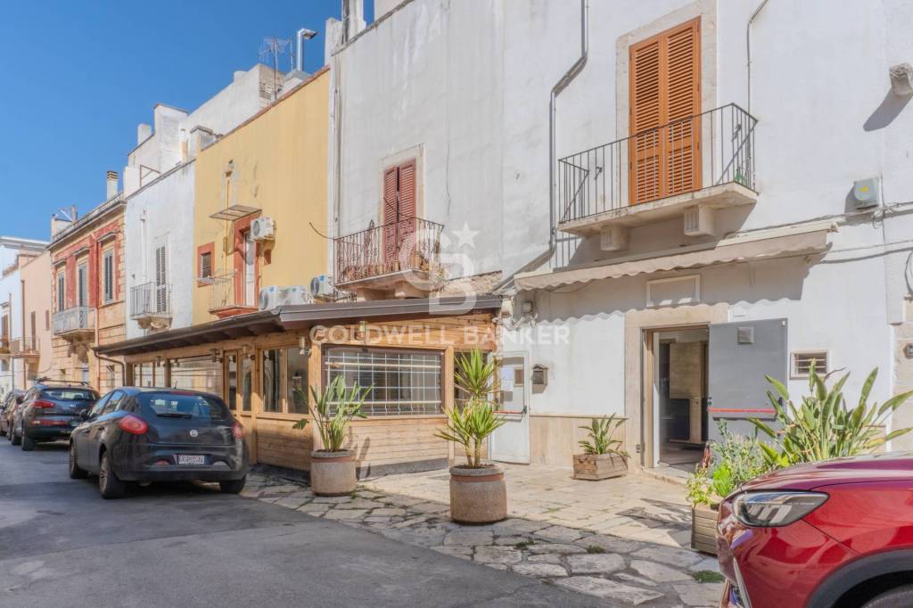 negozio in affitto a Casamassima