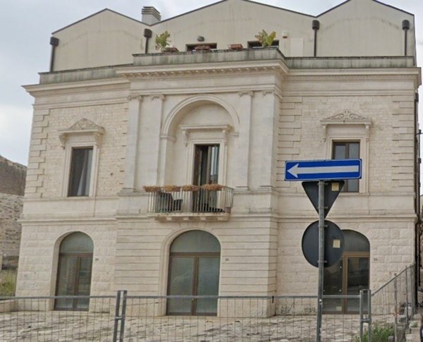 negozio in affitto a Casamassima