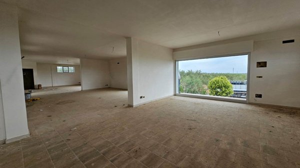 locale commerciale in affitto a Cassano delle Murge