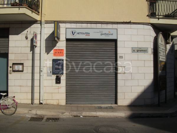 negozio in affitto a Cassano delle Murge