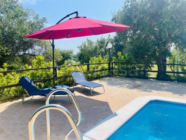casa indipendente in affitto a Castellana Grotte