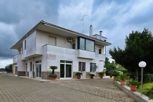 ufficio in affitto a Castellana Grotte