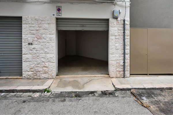negozio in affitto a Castellana Grotte