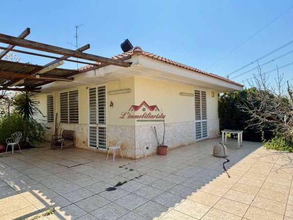 casa indipendente in affitto a Cellamare