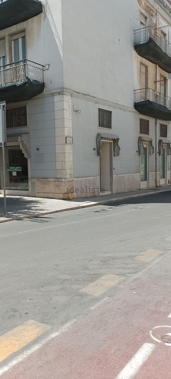 negozio in affitto a Conversano