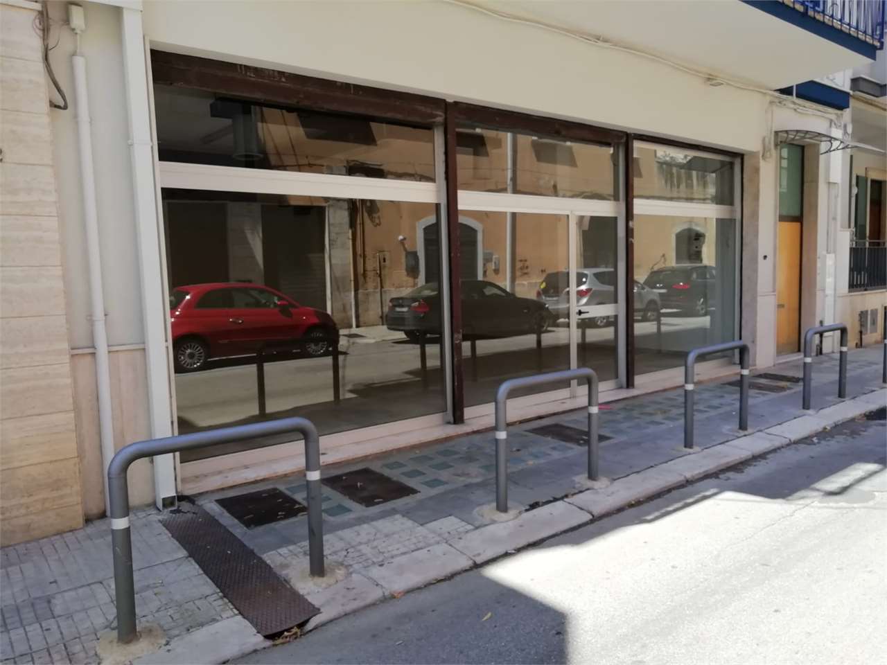 locale commerciale in affitto a Conversano