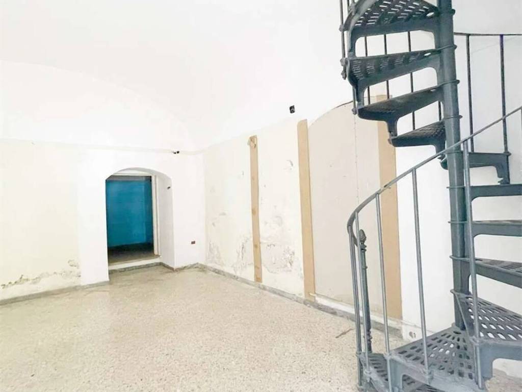 negozio in affitto a Corato