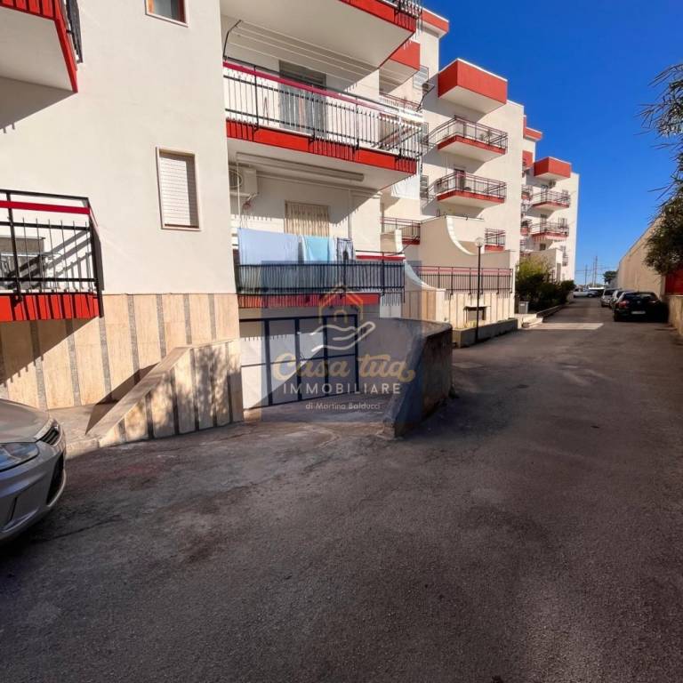 locale commerciale in affitto a Corato