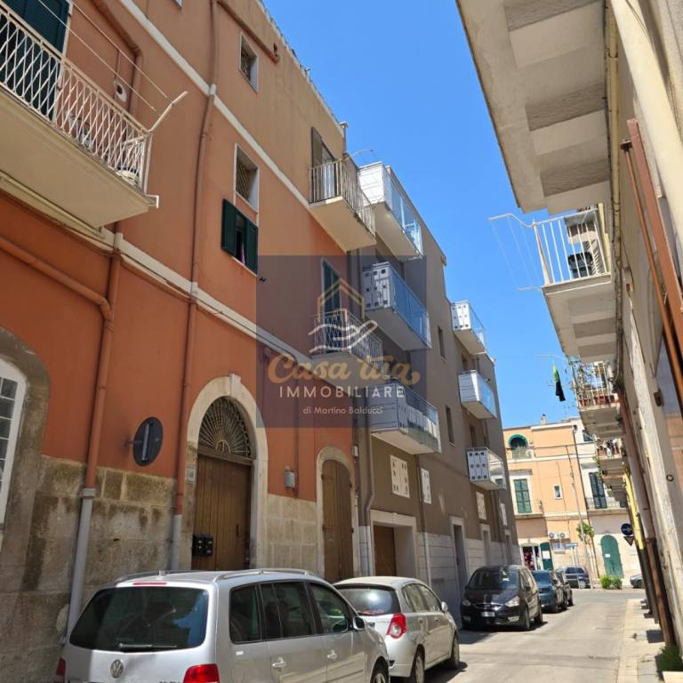 locale commerciale in affitto a Corato
