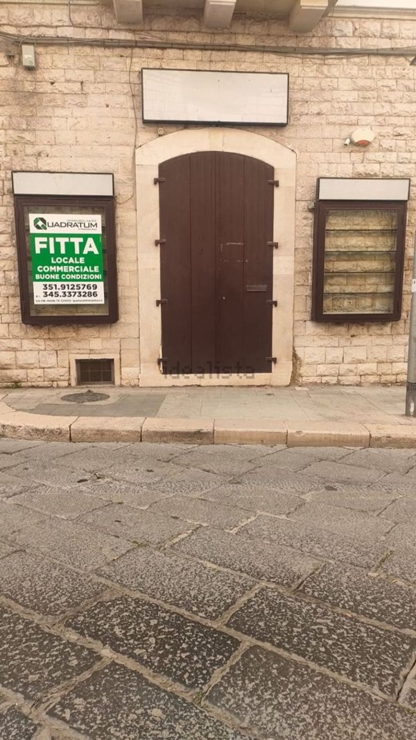 locale commerciale in affitto a Corato