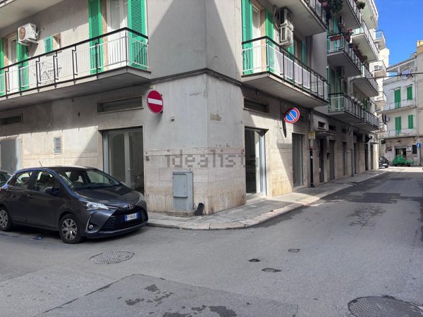 locale commerciale in affitto a Corato