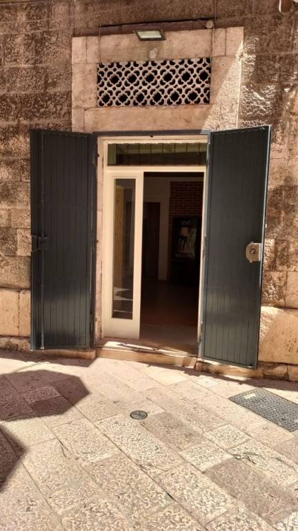negozio in affitto a Corato in zona Centro Storico