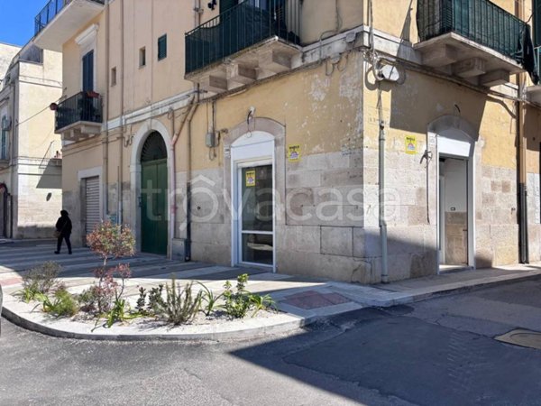 negozio in affitto a Corato