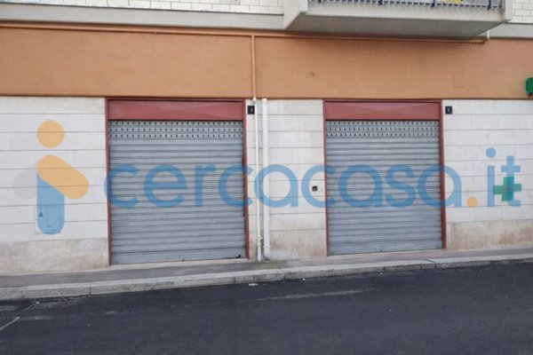 negozio in affitto a Corato
