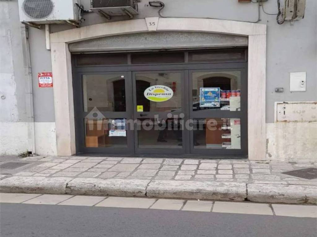 negozio in affitto a Gioia del Colle