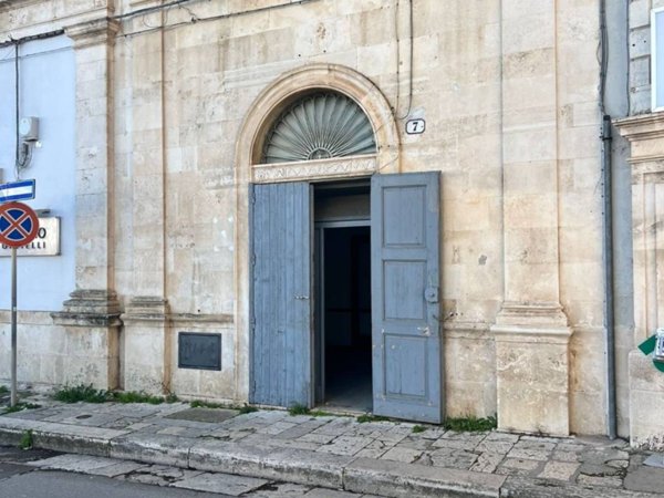 locale commerciale in affitto a Gioia del Colle in zona Monte Sannace