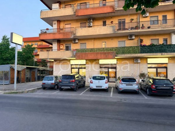 locale commerciale in affitto a Gioia del Colle in zona Monte Sannace