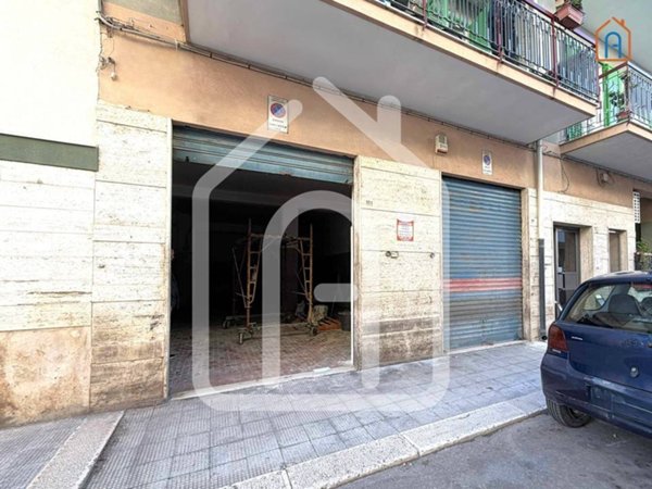 negozio in affitto a Giovinazzo