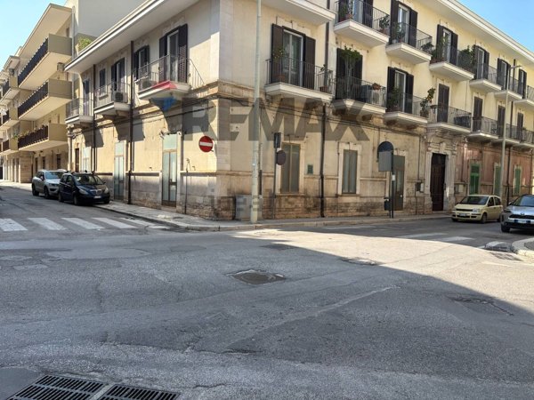 locale commerciale in affitto a Giovinazzo