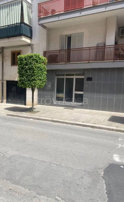 ufficio in affitto a Gravina in Puglia
