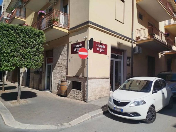 negozio in affitto a Gravina in Puglia