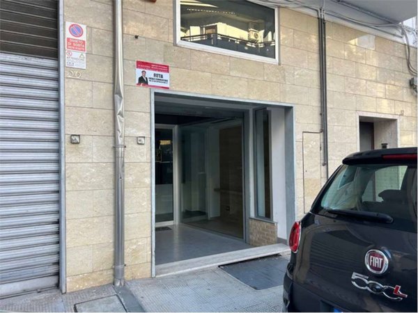 negozio in affitto a Gravina in Puglia