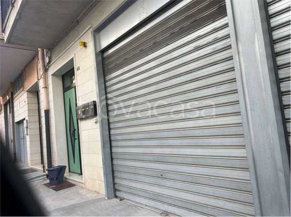 locale commerciale in affitto a Gravina in Puglia