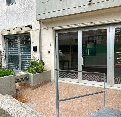 negozio in affitto a Gravina in Puglia