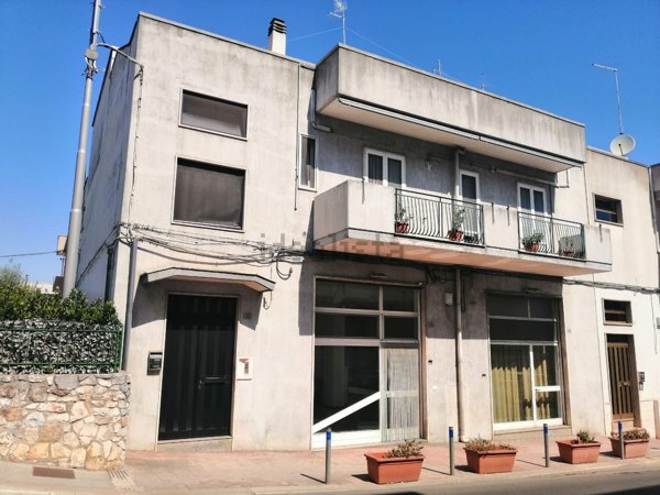 locale commerciale in affitto a Locorotondo