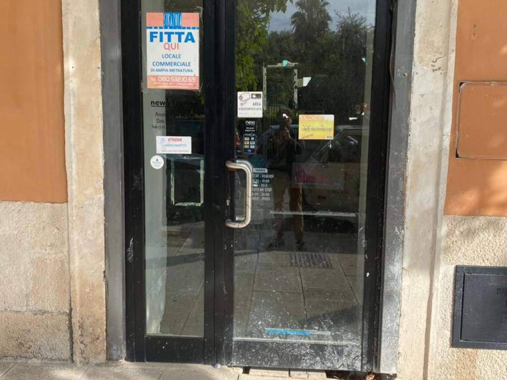 negozio in affitto a Modugno