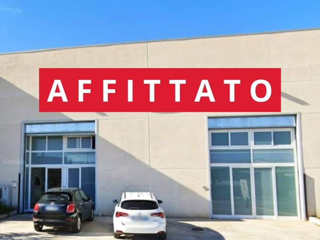 locale commerciale in affitto a Modugno