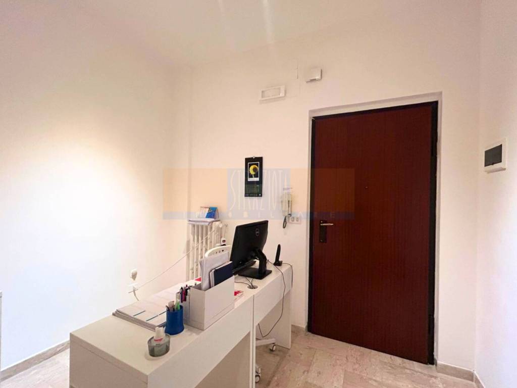 ufficio in affitto a Modugno