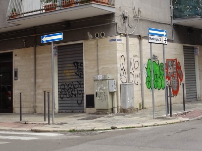 negozio in affitto a Modugno
