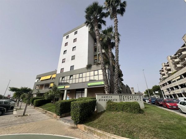 locale commerciale in affitto a Modugno