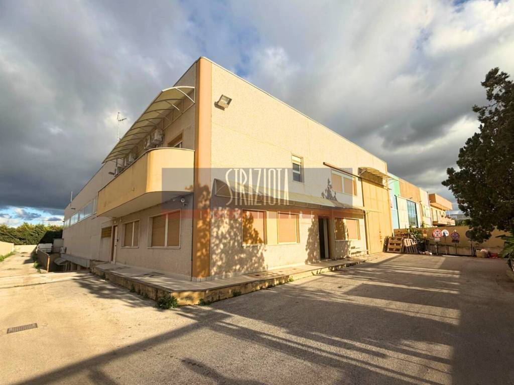 ufficio in affitto a Modugno