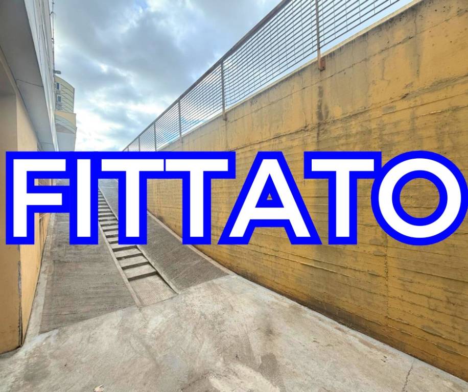 locale commerciale in affitto a Modugno