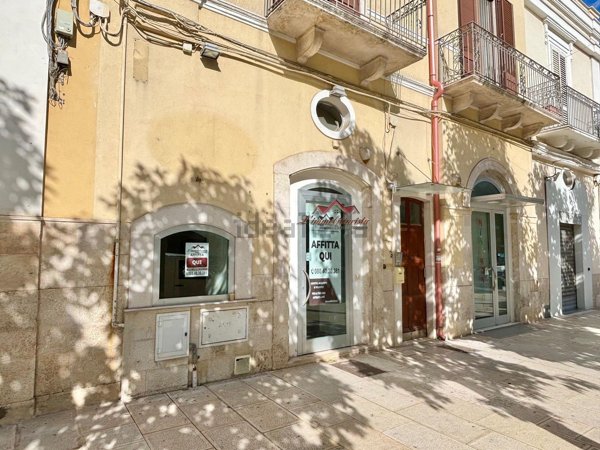 locale commerciale in affitto a Modugno